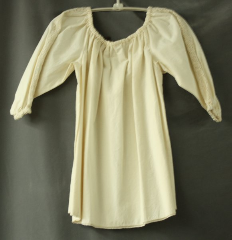 Chemise:P353, Chemise Color:Cream, Neck Style:Elastic gathered, Sleeve Style:Long sleeves<br>lace insert<br>gathered elastic cuff, Fiber:Muslin, Cotton lace trim, Hip:To 36", Arm:16', Length:20".