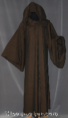 Robe:R303, Robe Style:Qui Gon Jin Robe, Robe Color:Brown black tight chevron, Front/Collar:Hooded with Brown cloth-covered hook and eye, Fiber:Wool Polyester Blend, Neck:25", Sleeve:34.5", Chest:66", Length:61", Height:Up to 6' 1". Can be shortened, Note:Comfortable to wear around<br>the house and around town.<br>This hooded robe is made of a<br>light weight two tone wool/polyester<br>with brown cloth-covered<br>hook and eye clasp<br>with pointed sleeves is<br>modeled after Qui Gon.<br>Can be converted to Anakin as well.<br>Machine Washable on gentle,  line dry.